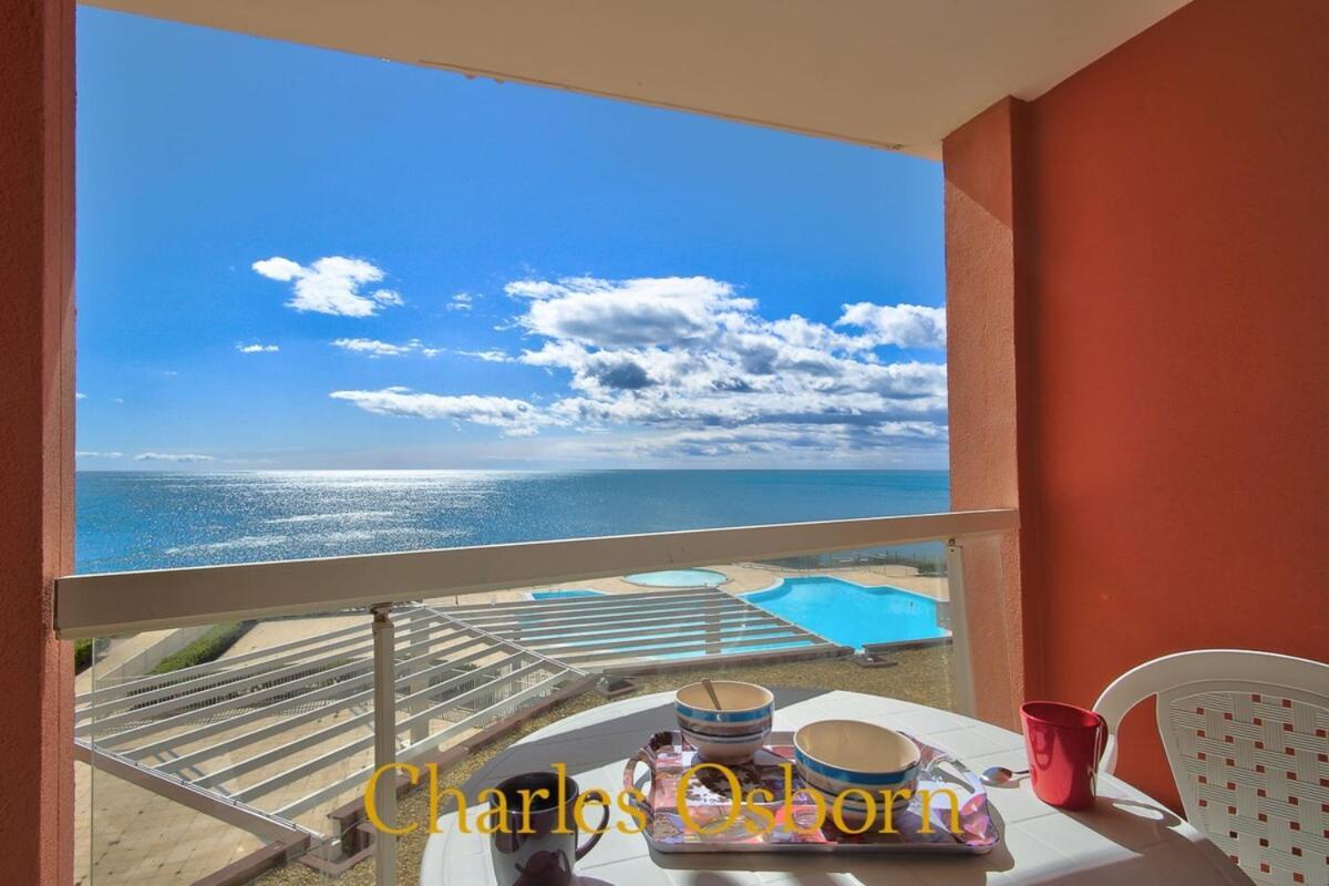 Au Cayenne, Terrasse Et Vue Mer Sète Exterior foto